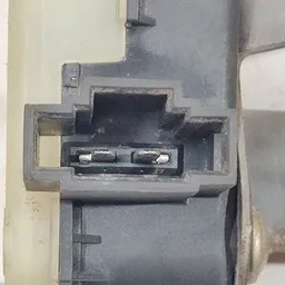 Замок лючка бака Toyota Avensis T25 (03-08) 2.0D 7703005010 фото 4