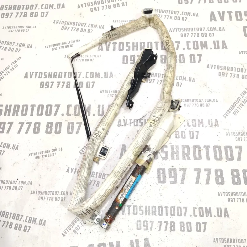 Подушка шторка права Toyota Avensis T25 (03-08) 2.0D