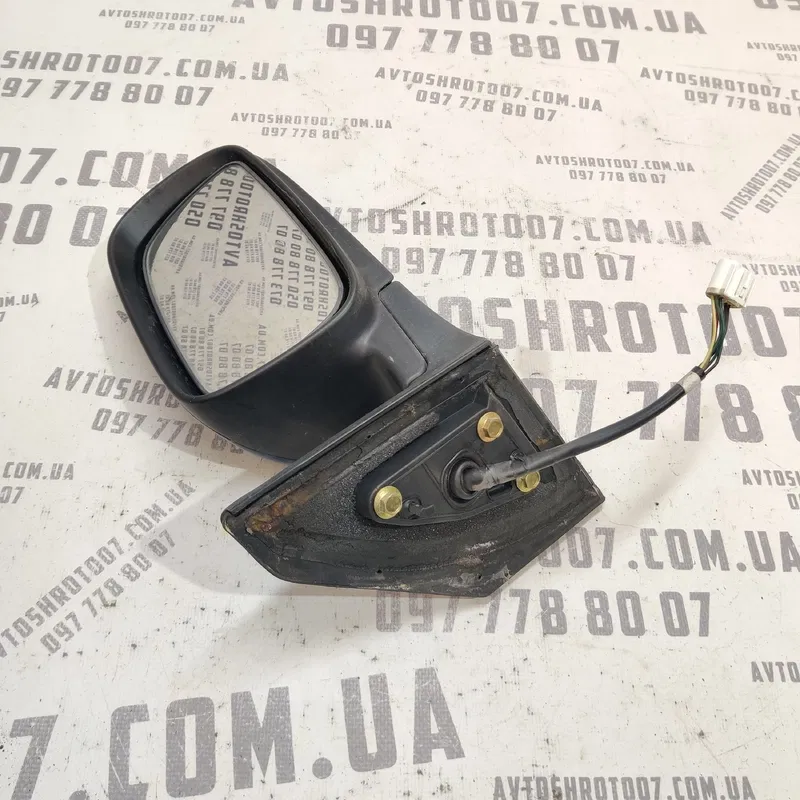 Дзеркало праве Toyota Avensis T25 (03-08) 2.0 Дизель