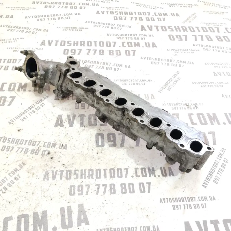 Впускний колектор Toyota Avensis T25 (03-08) 2.0 Дизель 1AD