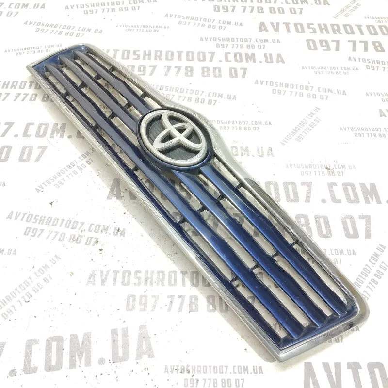 Решітка радіатора Toyota Avensis T25 (03-08) 2.0D 531140D060