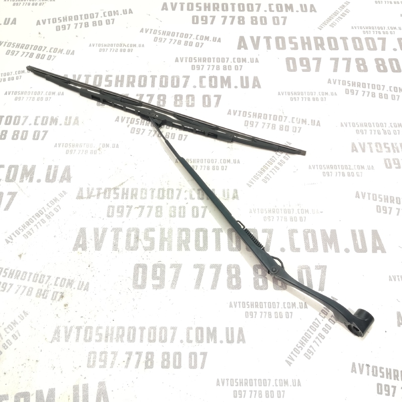 Двірник Infiniti Q50 (13-24) 3.0 бенз лівий OEM hy07f72