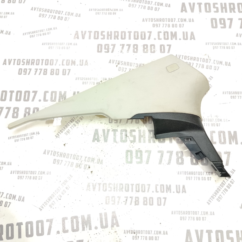 Накладка салону задня ліва Volvo S60 III (18-) 2.0Б 32132567