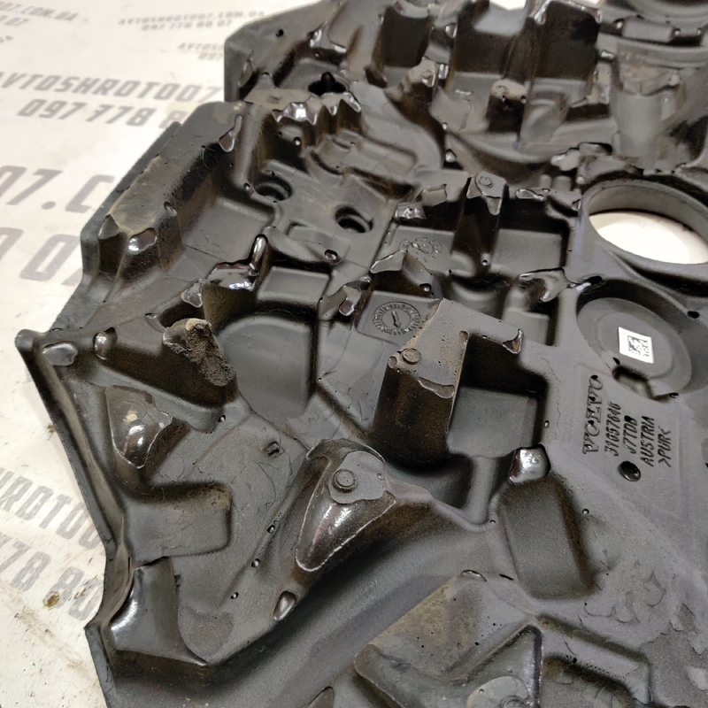 Накладка двигуна Volvo S60 III (19-) 2.0 Бензин 31657646