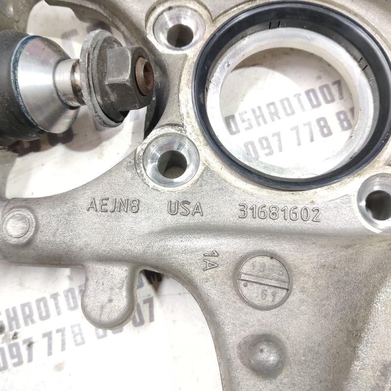 Цапфа передня права Volvo S60 III (18-) 2.0Б 31681602