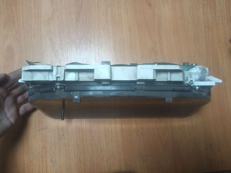 Панель приладів Mitsubishi Galant 8 (96-03) 2.0 бензин