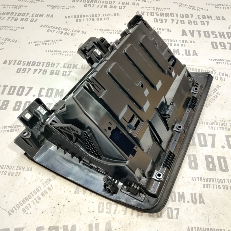 Бардачок Volvo S60 III SPA (18-24) 2.0 Бензин 31467497