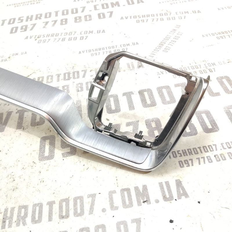 Накладка салону Volvo S60 III (19-) 2.0 Бензин 31477741