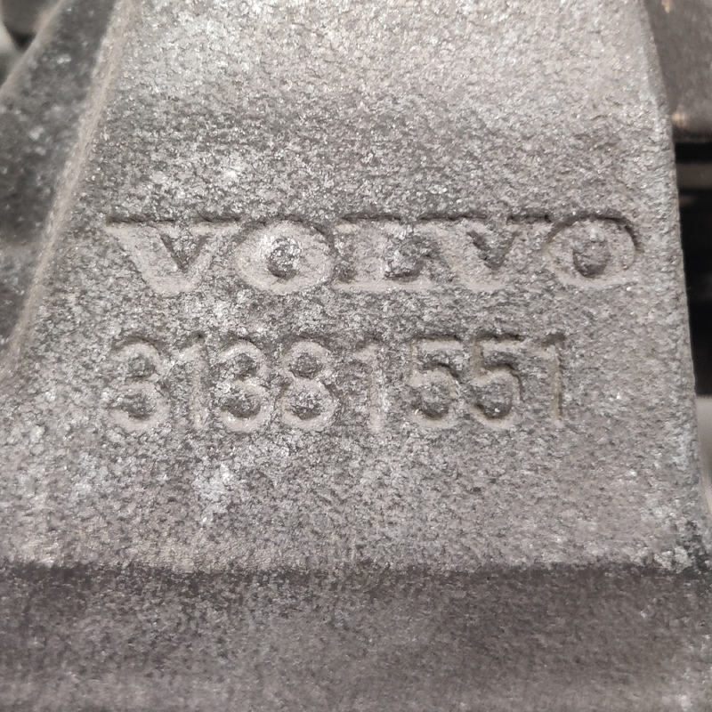 Супорт перед лівий Volvo S60 III (18-24) 2.0Б 31381551