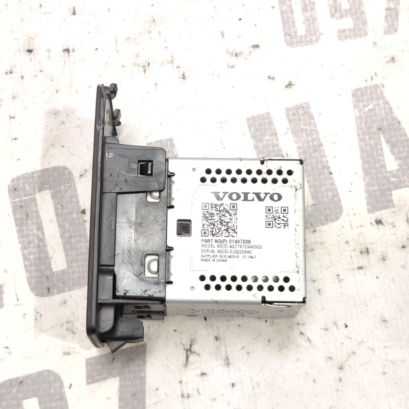 Блок USB Volvo S60 III (18-24) 2.0 Бензин 31407038 фото 2