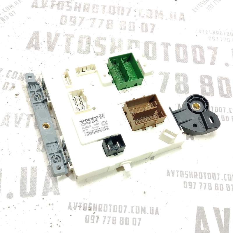 Блок комфорту Volvo S60 III (18-24) 2.0 бенз 32254026