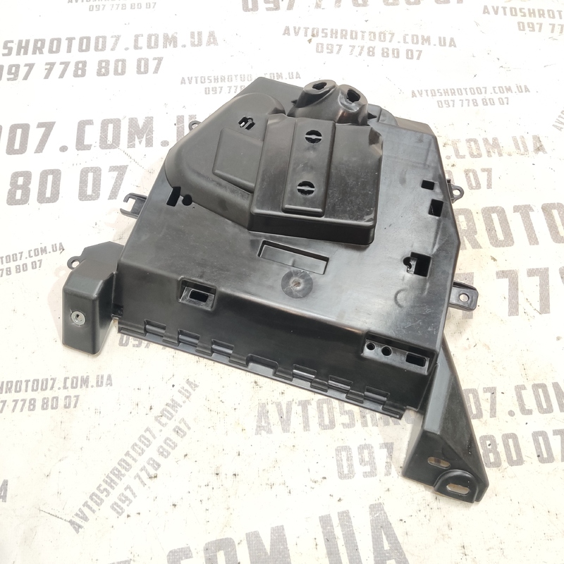 Корпус блока запобіжників Volvo S60 III (18-) 2.0Б 31450239 фото 2