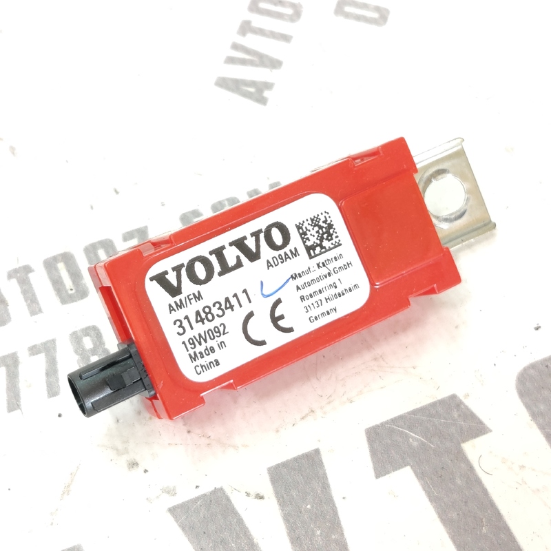 Підсилювач антени Volvo S60 III 18-24 2.0Б зад прав 31483411