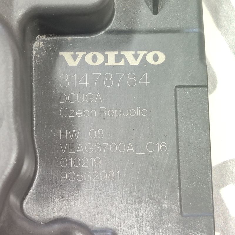 Блок керування паливним насосом Volvo S60 19- 2.0Б 31478784