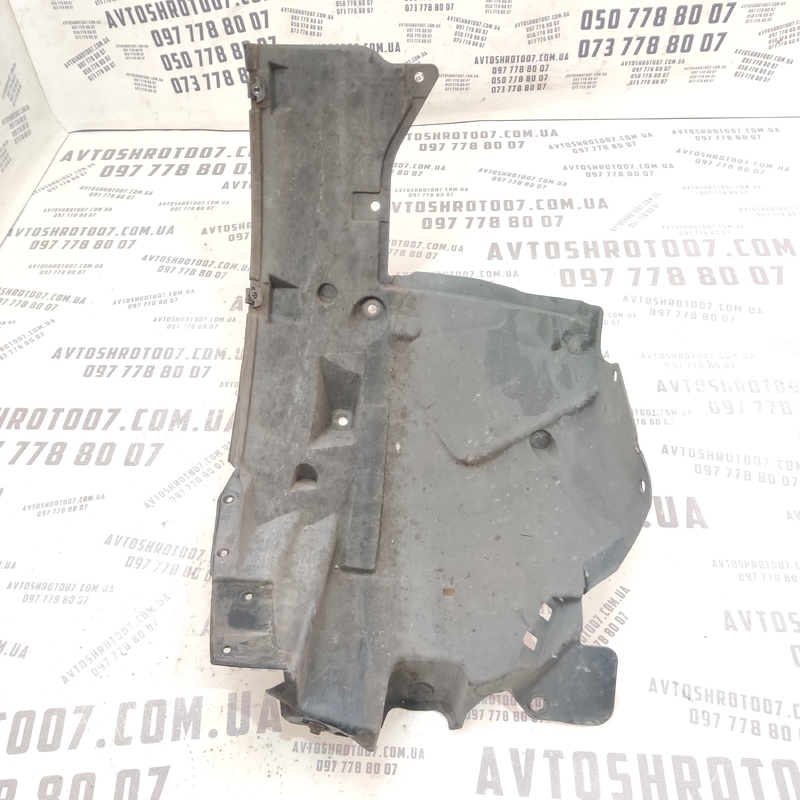 Підкрилок передній правий Infiniti Q50 13-24 3.0 638404GA0A