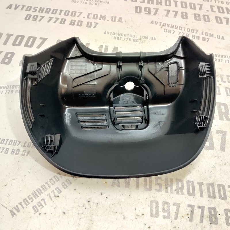 Накладка салону Volvo S60 III (19-24) 2.0 бенз 32244577