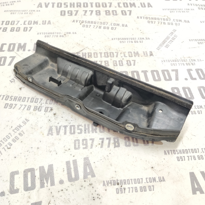 Жабо нижнє Volvo S60 III (18-24) 2.0 Бензин OEM 31383619