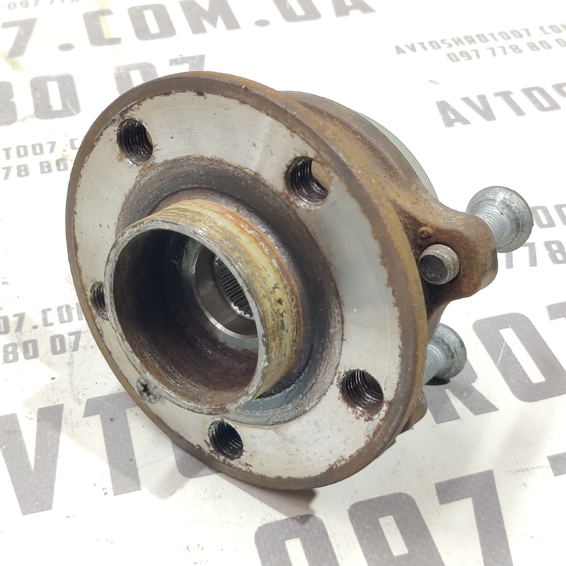 Ступиця передня Volvo S60 III (19-24) 2.0Б 32451846