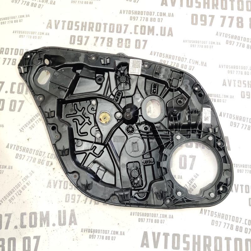 Склопідіймач задній лівий Volvo S60 III (18-) 2.0 672140582