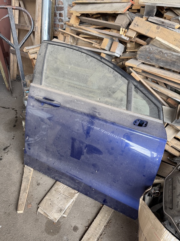 Двері Ford Fusion USA