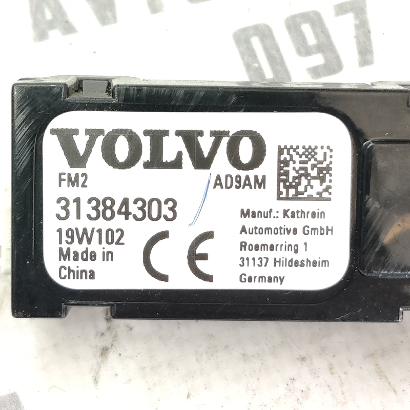 Підсилювач антени зад лів Volvo S60 III 2.0 (18-) 31384303