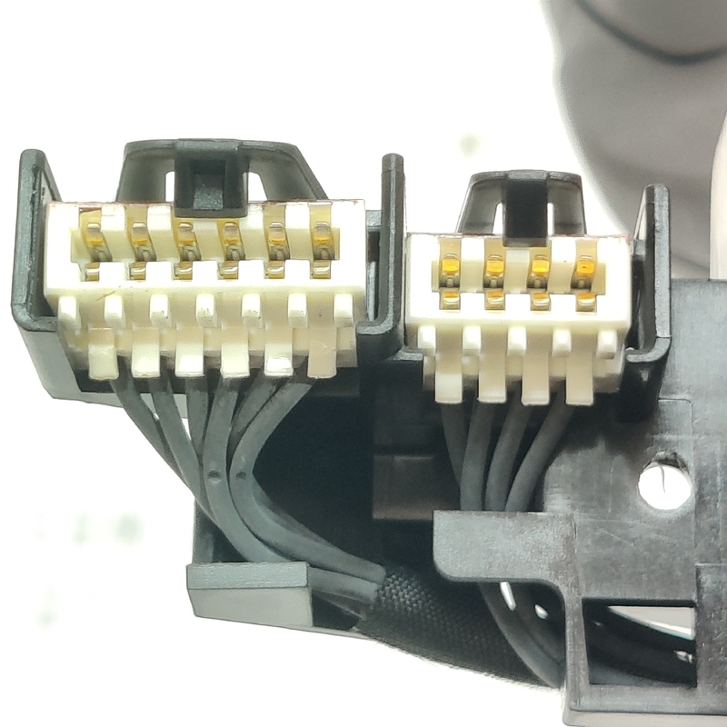 Перемикач підрульовий лівий Volvo S60 III 2.0 18- 31674102
