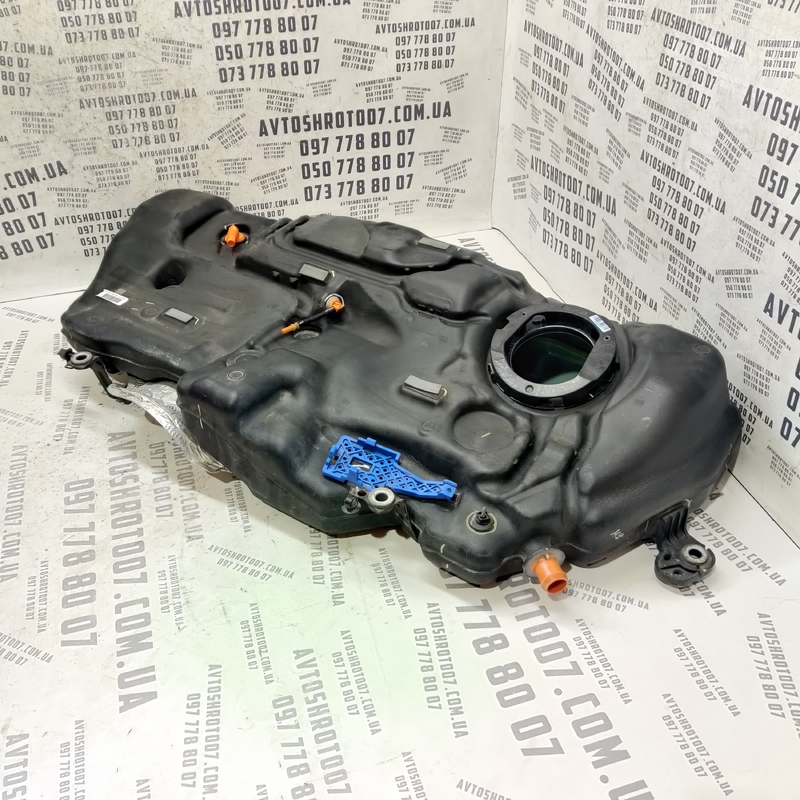 Бак паливний Volvo S60 III SPA (18-) 2.0 бензин 31405477