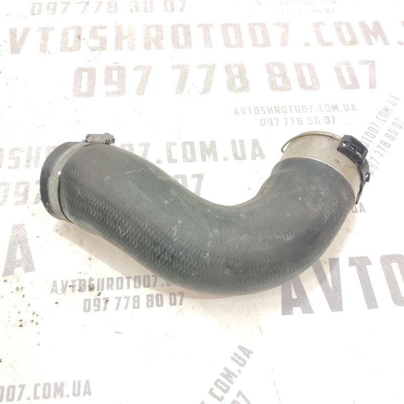 Патрубок інтеркулера Volvo S60 III (18-24) 2.0Б 31657757 фото 2