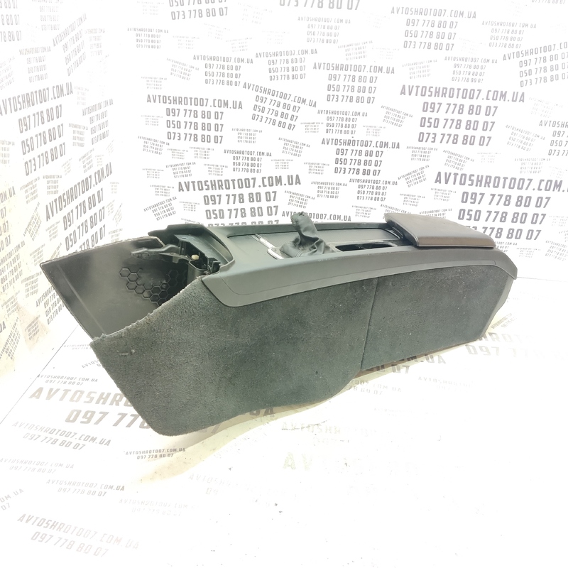 Консоль центральна Volvo S60 III (19-24) 2.0 Бензин фото 2