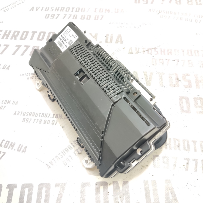 Панель приладів Volvo S60 III SPA (18-24) 2.0 бенз 32276750