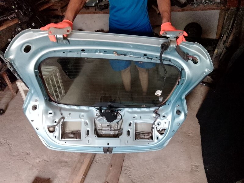 Кришка багажника Opel Astra J (09-15) 1.4 бензин фото 2