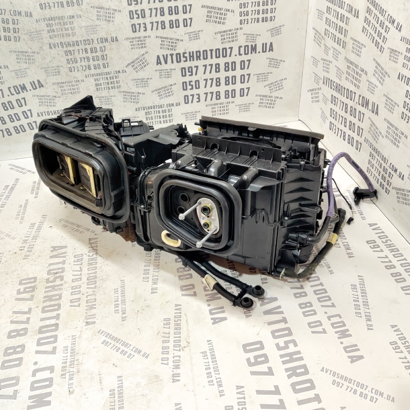 Корпус пічки Volvo S60 III (19-24) 2.0 бенз OEM 32226260