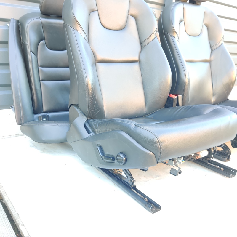 Комплект сидінь Volvo S60 III SPA (18-24) 2.0 Бензин