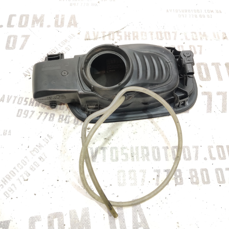 Лючок бака Volvo S60 III (18-) 2.0 бензин 31416600 фото 2