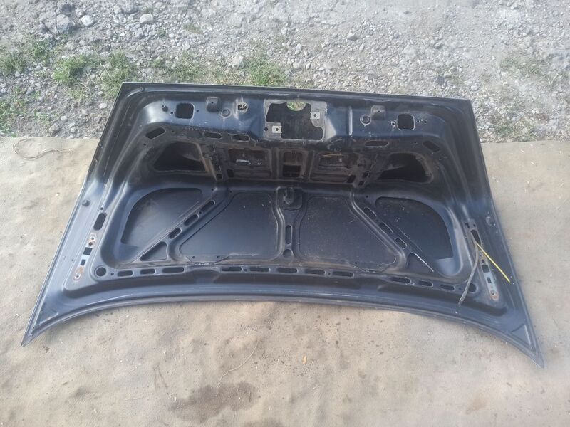 Кришка багажника Mercedes C-Class W202 (93-97) 1.8 бензин