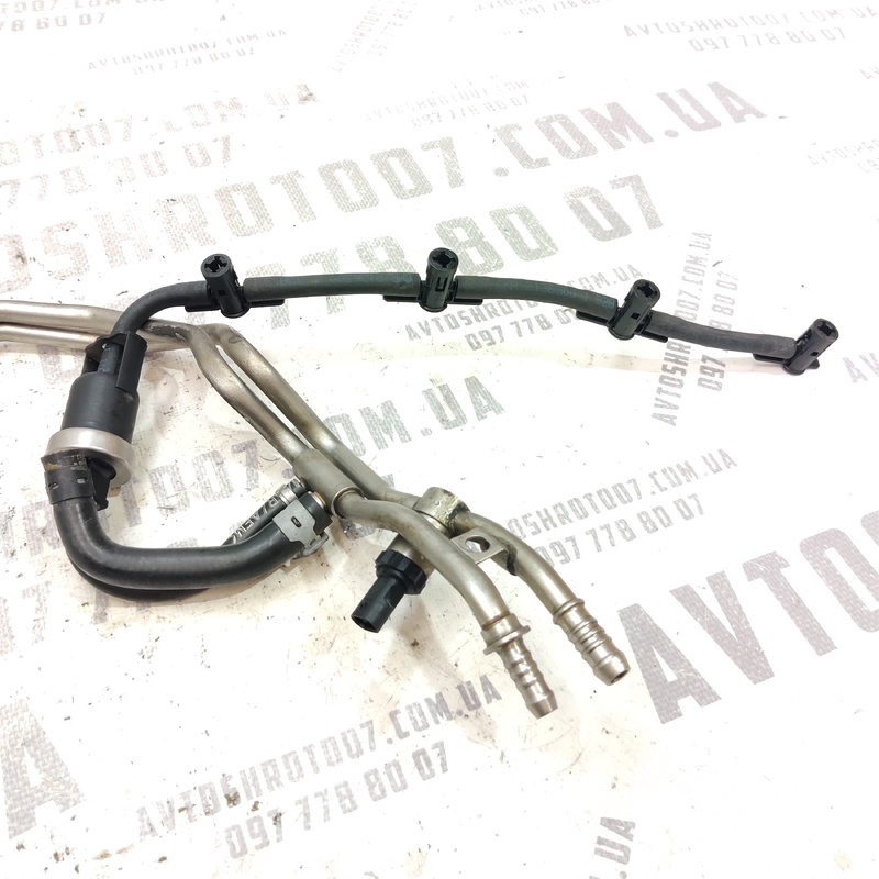 Паливна трубка Audi A4 B8 (07-15) 2.0 Дизель