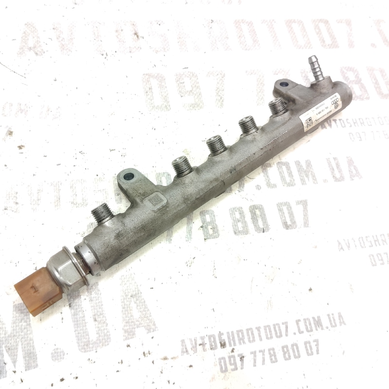 Паливна рейка Audi A4 B8 (07-15) 2.0 TDI 03L130089A