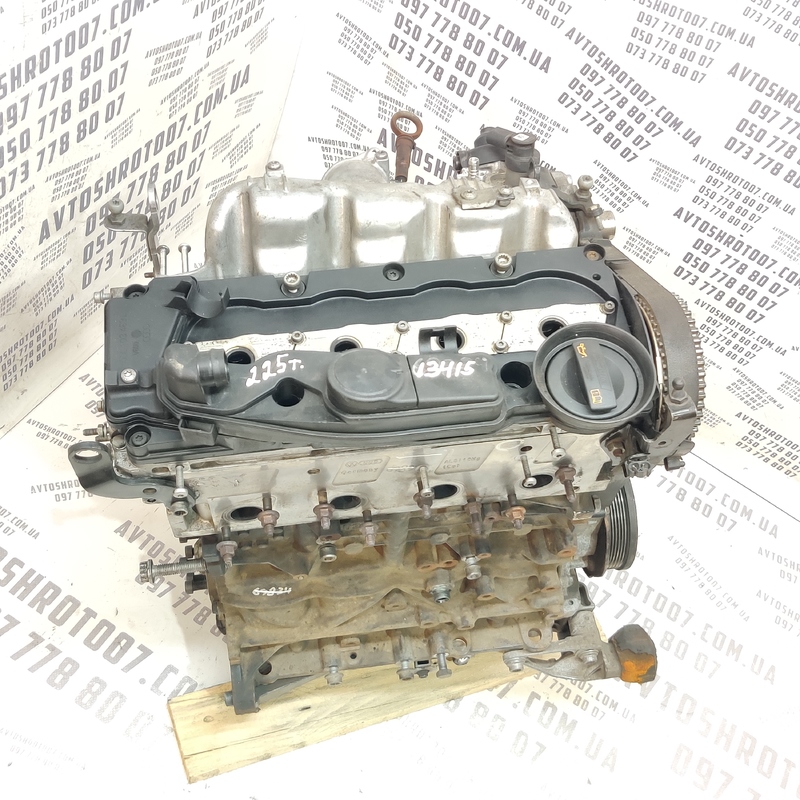 Двигун Audi A4 B8