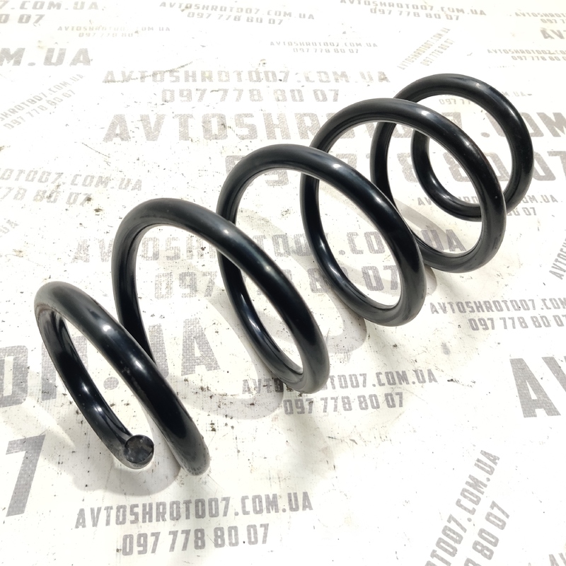 Пружина Audi A4 B8