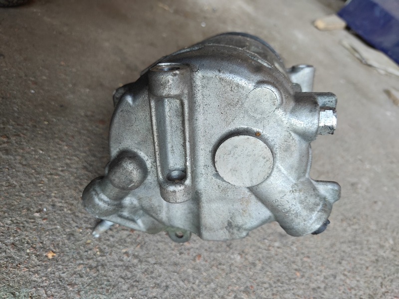 Компресор кондиціонера Jeep Cherokee KL