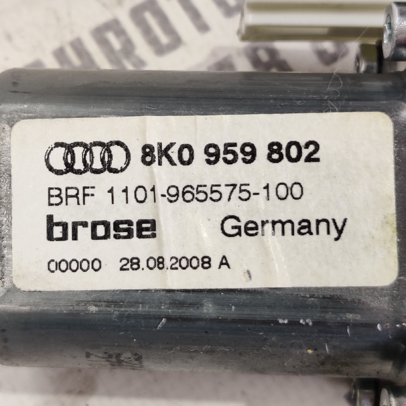 Мотор склопідіймача Audi A4 B8