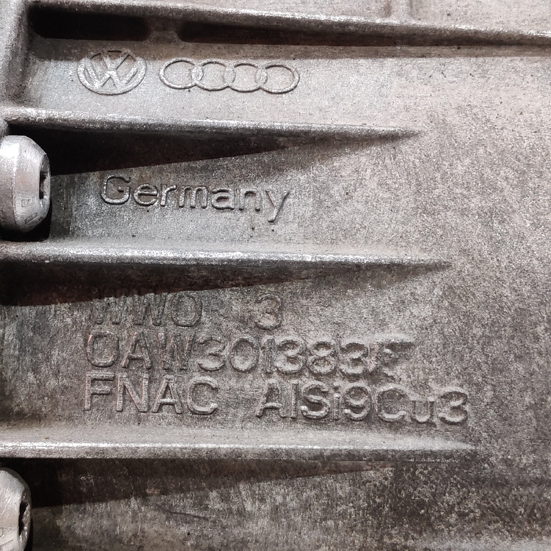 АКПП Audi A4 B8 (07-15) 2.0 дизель OEM LLA