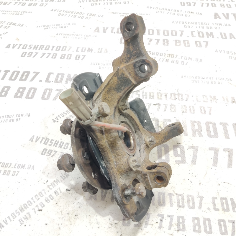 Цапфа Opel Astra G (97-09) 2.0 дизель передня права