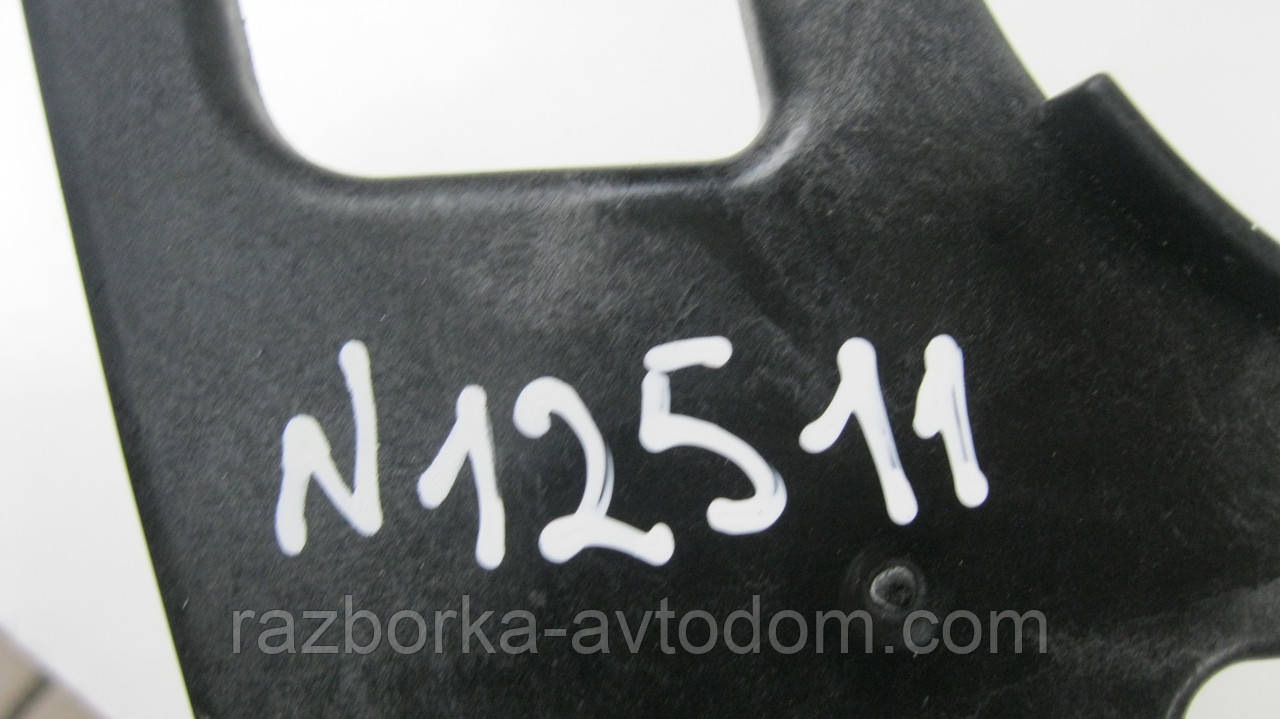 Кронштейн ручки передніх правих дверей Citroen C4 Picasso (2006-2013) OE:9342CE