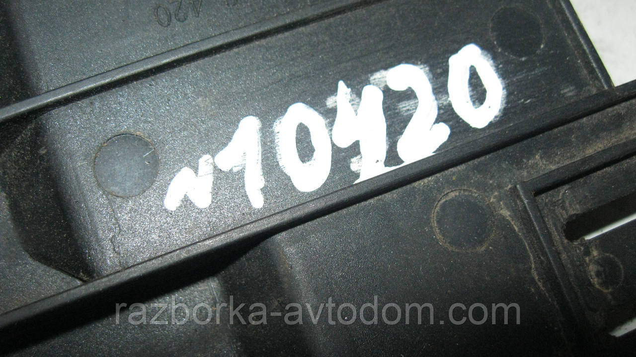 Кронштейн полиці акумулятора Opel Vectra B (1995-2002) OE:90569751