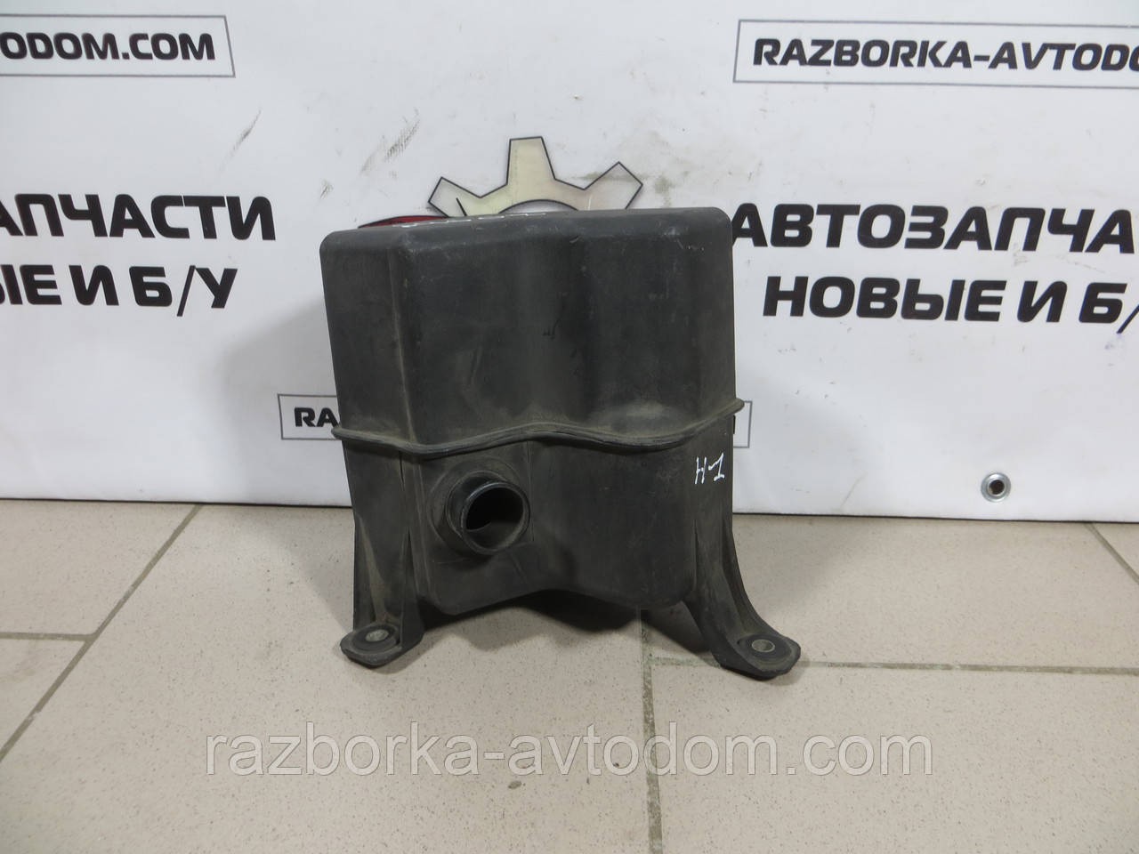 Резонатор повітряного фільтра Hyundai H1 (1997-2007) 2.5TD OE: 28231-4A002
