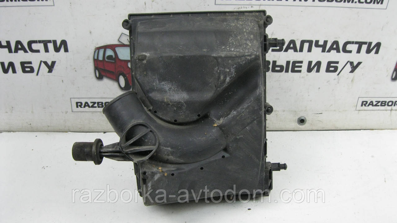 Корпус повітряного фільтра Opel Corsa C (2000-2012), Combo (2001-2011) 1,3CDTI OE:55355090