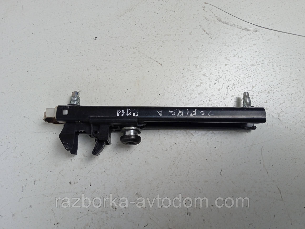 Регулятор висоти натягу ременя безпеки, Opel Zafira A (1999-2005) OE:090560661