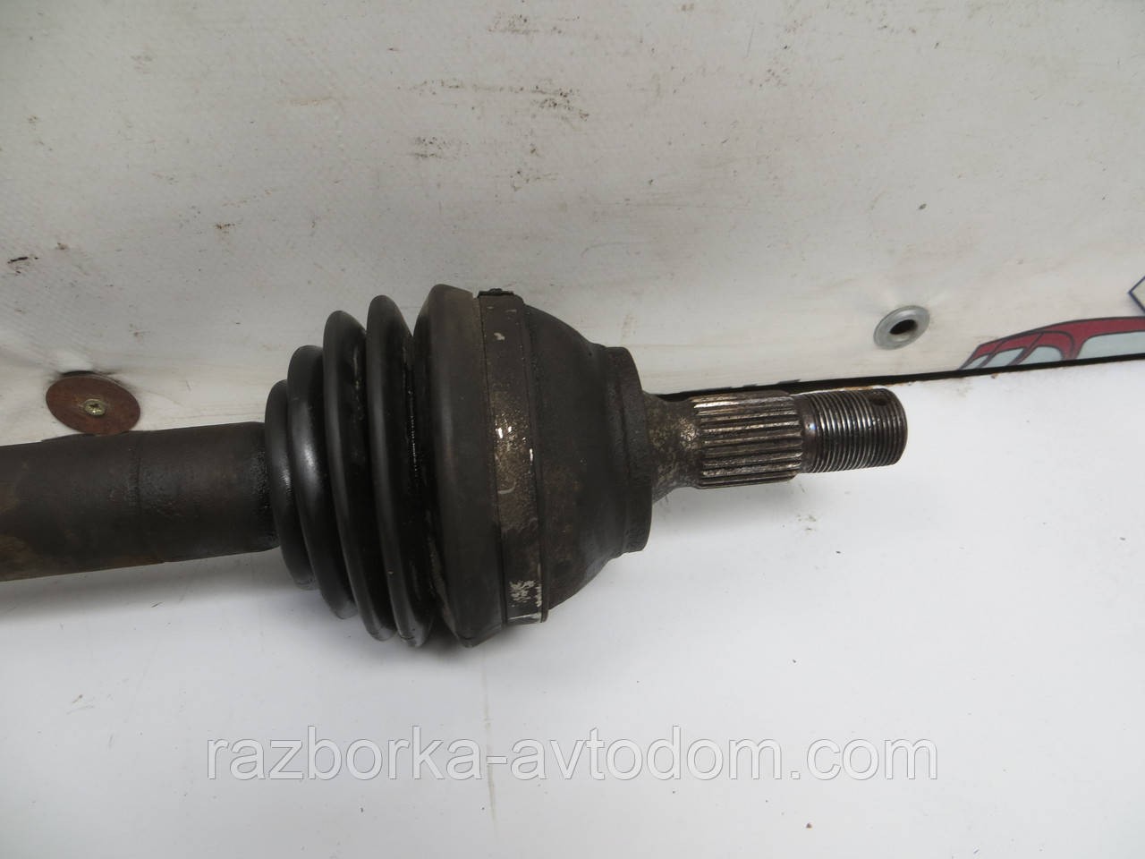 Напівось ліва Citroen Berlingo B9 (08-18) 1.6HDI 9660782780