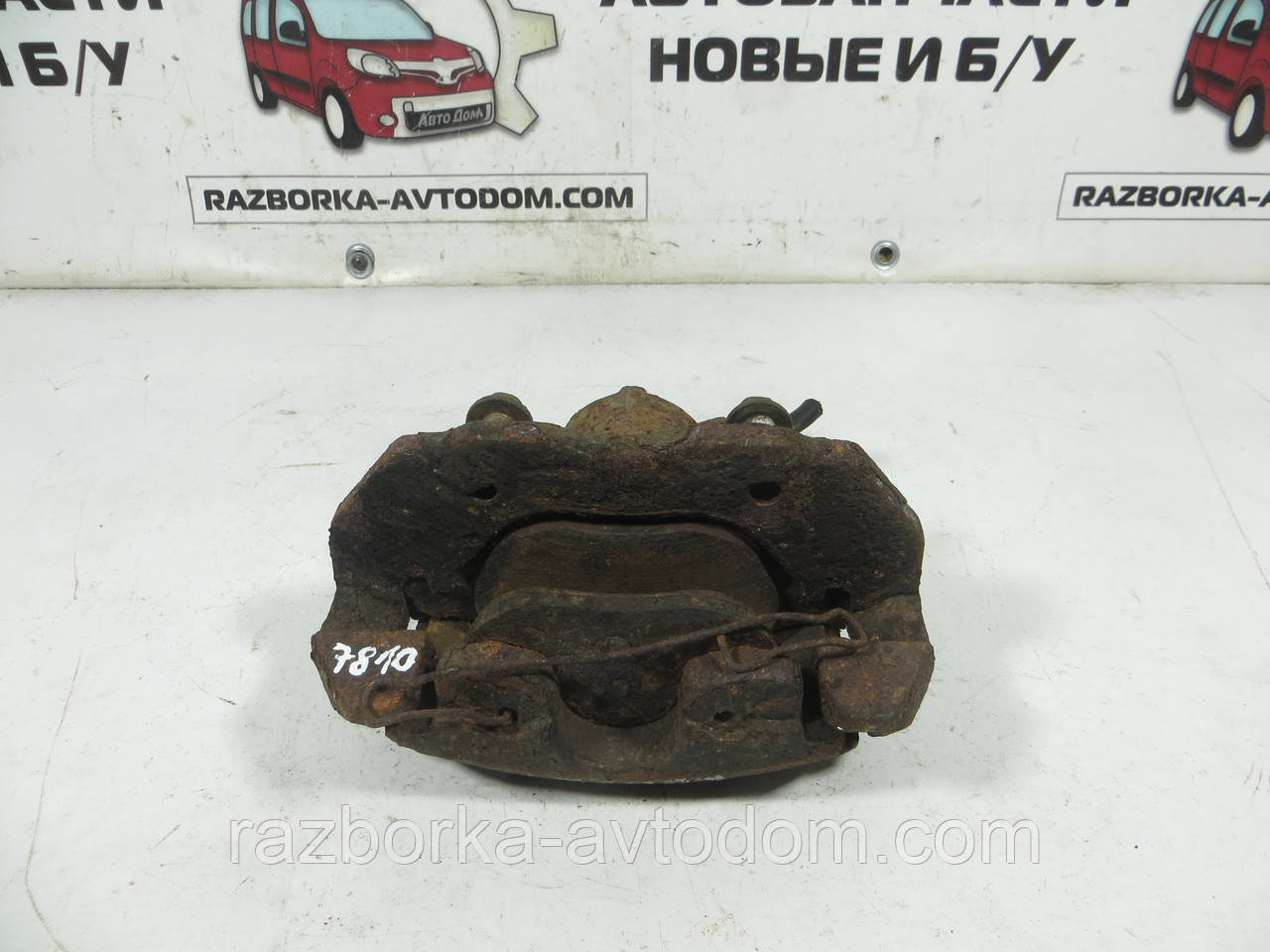 Суппорт передній правий вентельований FORD CONNECT (2002-2013) ОЕ: 5039027, 5039027 + 5039026, 7T62B135AA